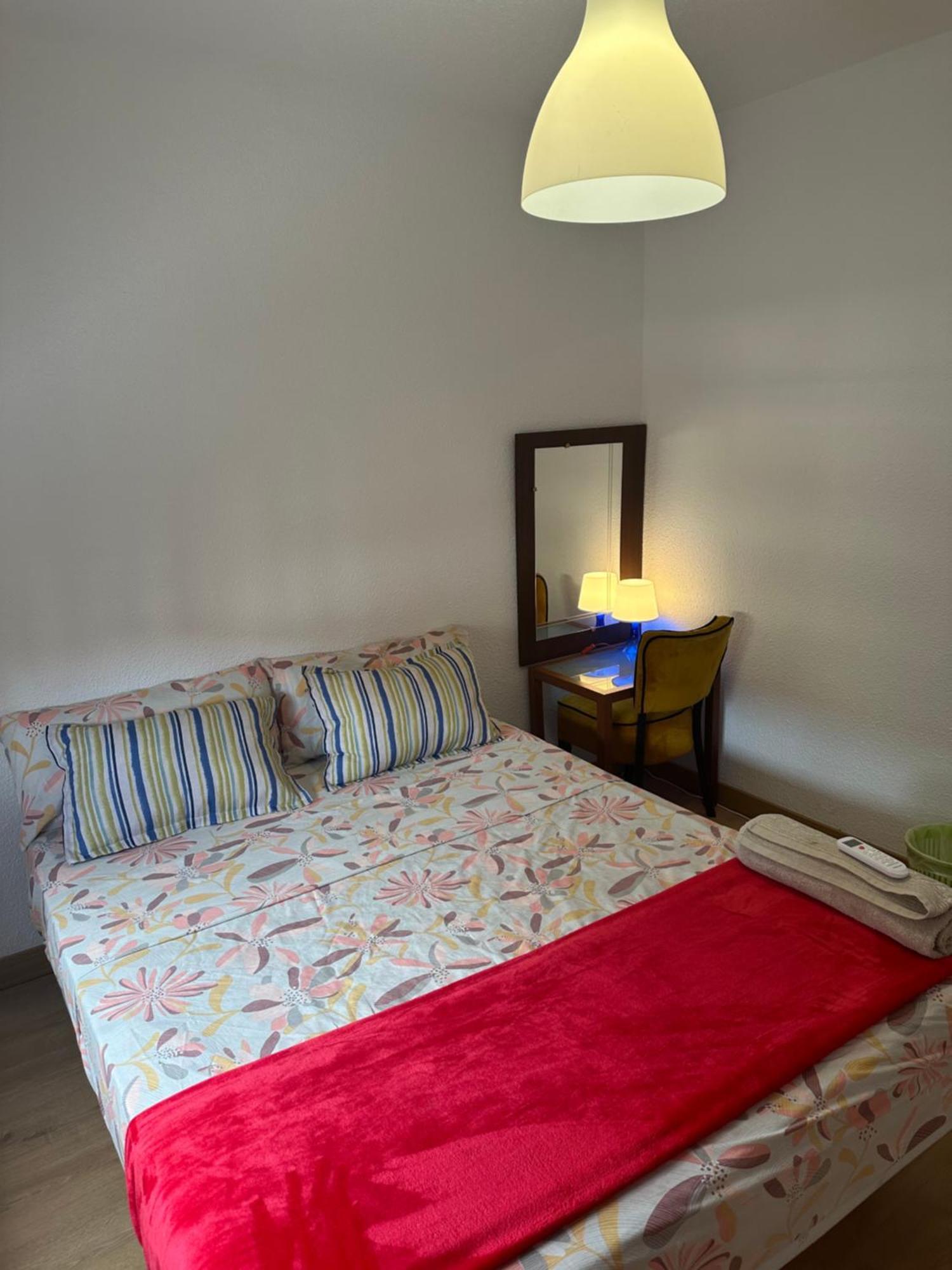 El Gengo Hostel Madrid Luaran gambar